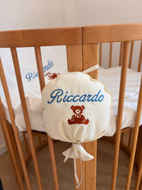 Set Nascita Ricamato con Nome · Copertina, Bavetta e Palloncino